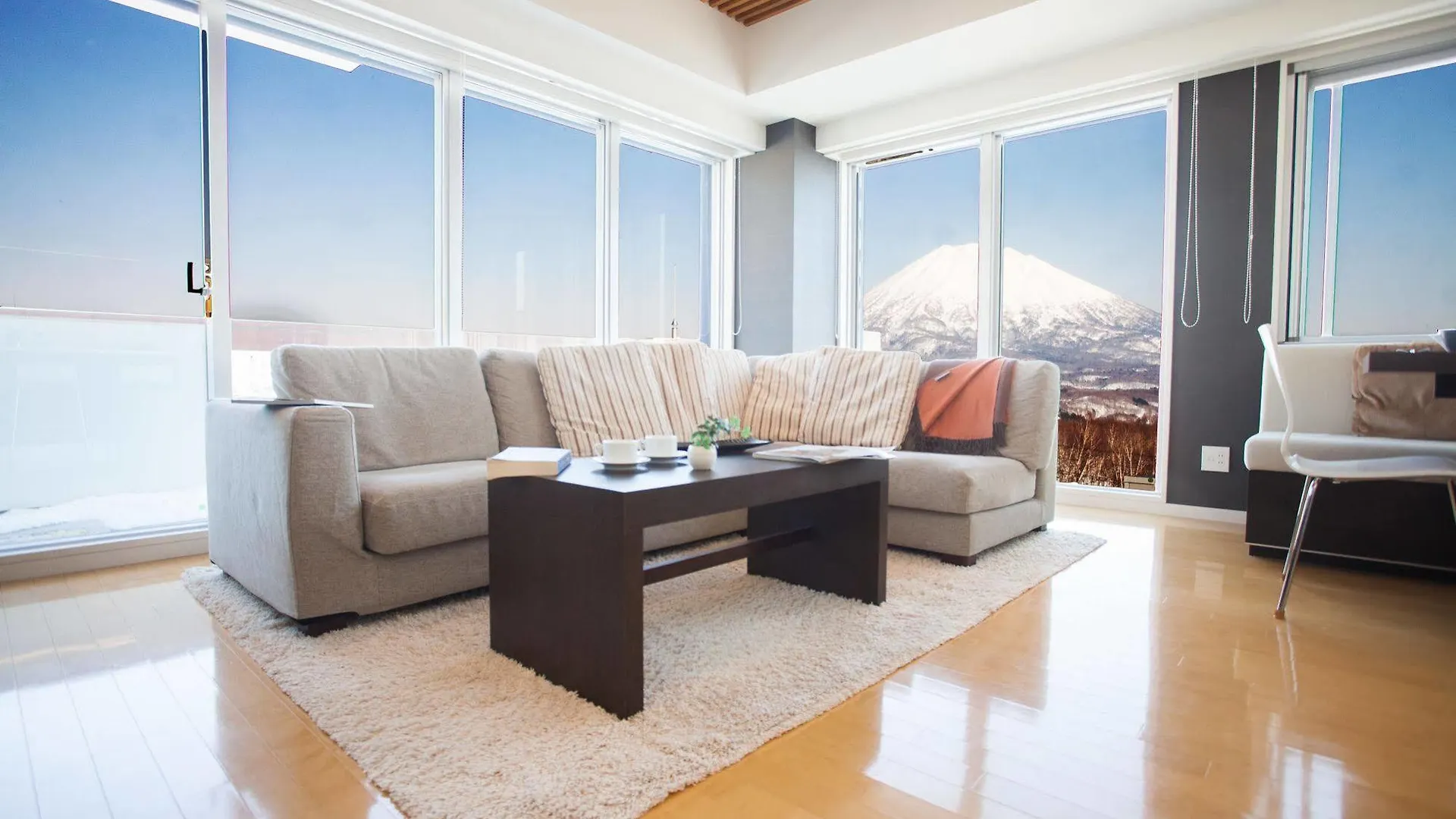 Alpen Ridge Apartment Hirafu 0*,  Japan